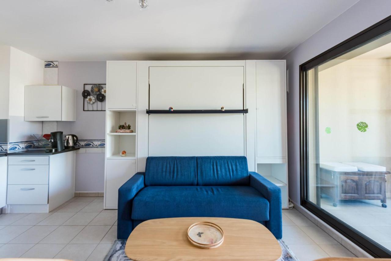 Beau Studio Veranda A Deux Pas De La Mer - Parking Inclus Juan-les-Pins Luaran gambar